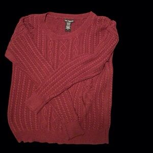 EUC...Womens Soho Apparel sweater. Burgundy size XL
